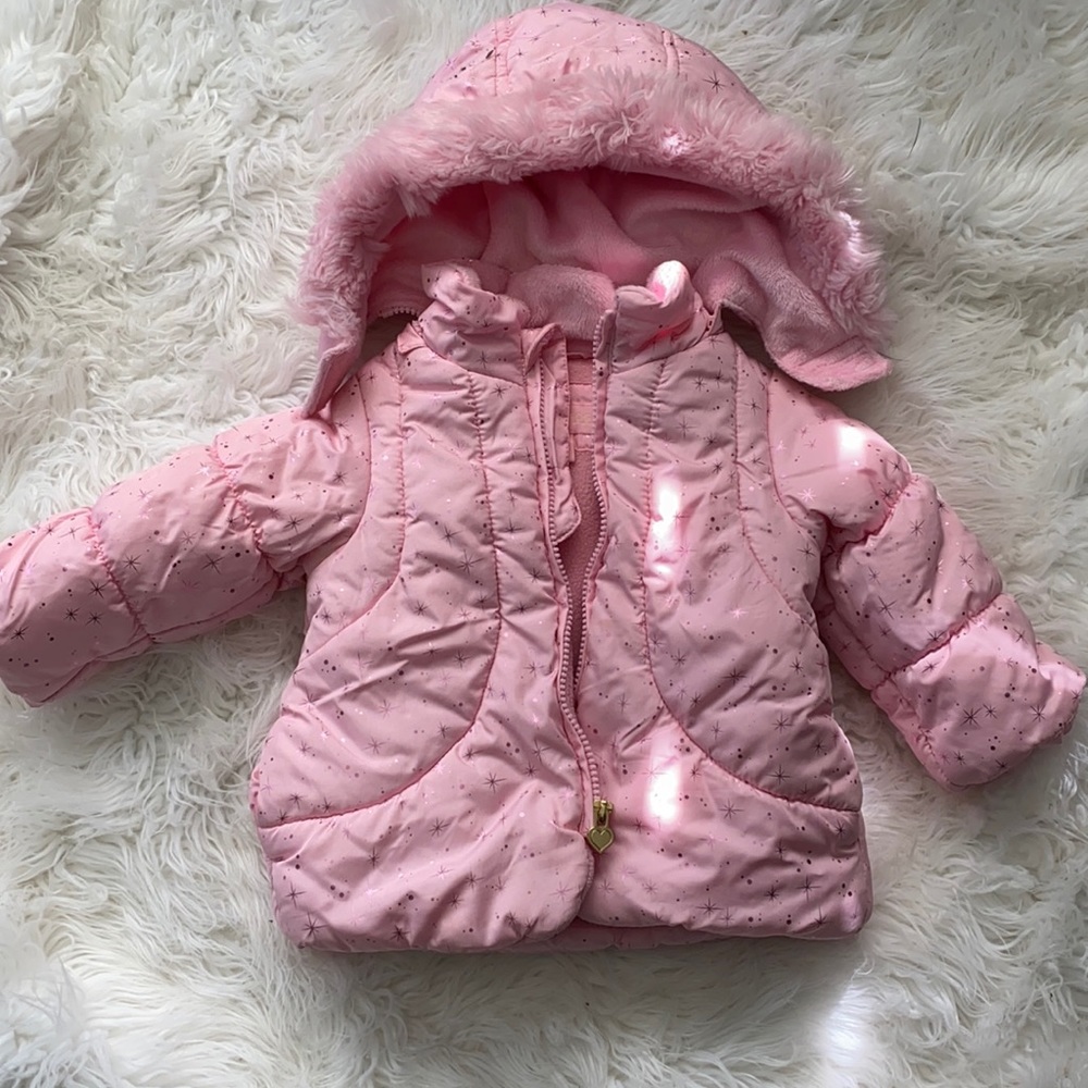 NWOT Pink snow jacket with adjustable hood